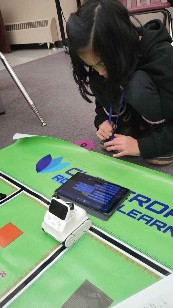 (FULL) Robotics and Digital Arts! 2025 Summer Camp for Ages 6 to 9 - Aug 18 to 22 - Image 18