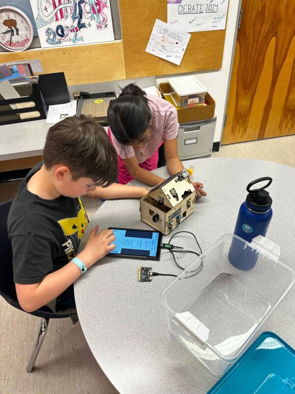 World of Robots! 2025 Summer Camp for Ages 9 to 12- July 7 to 11 - Image 8